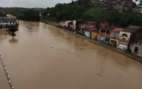 Imagem do post Rio Subaé transborda após chuvas em Santo Amaro