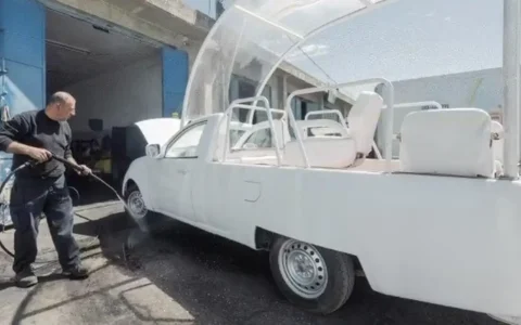 Imagem do post Papamóvel será transformado em unidade de saúde para crianças em Gaza