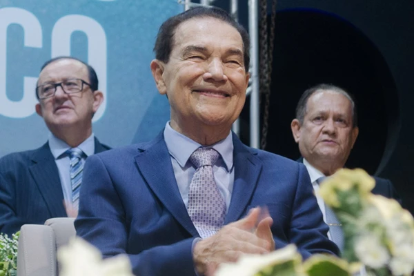 Com quadro de saúde ‘delicado’, Divaldo Franco completa 98 anos