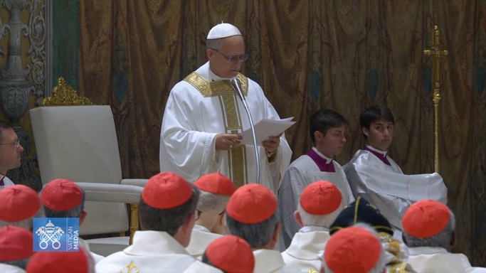 Papa Leão XIV pede que Igreja ilumine “noites escuras do mundo”
