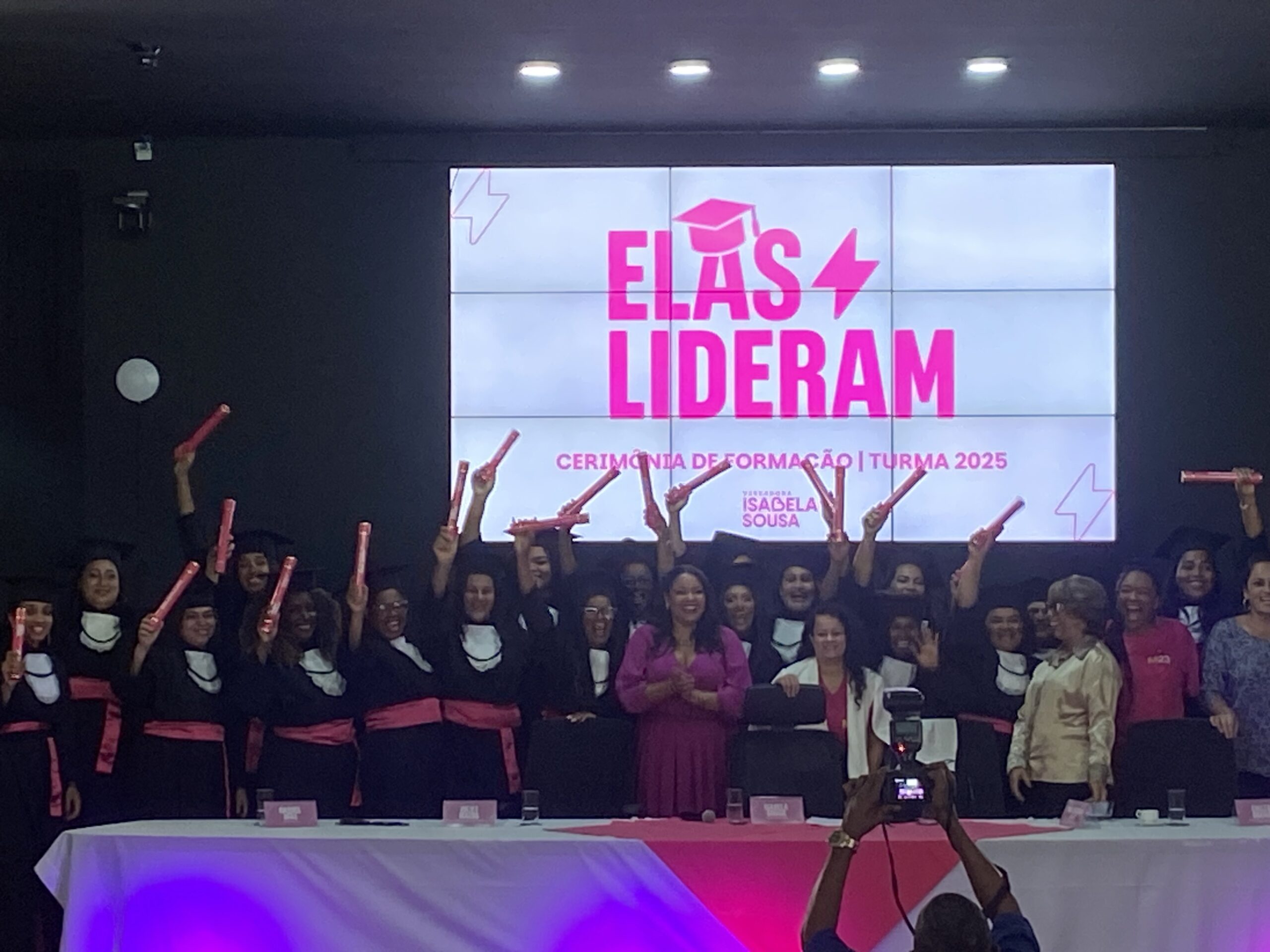 Curso “Elas Lideram” empodera mais de 20 mulheres em Salvador para atuação política e comunitária