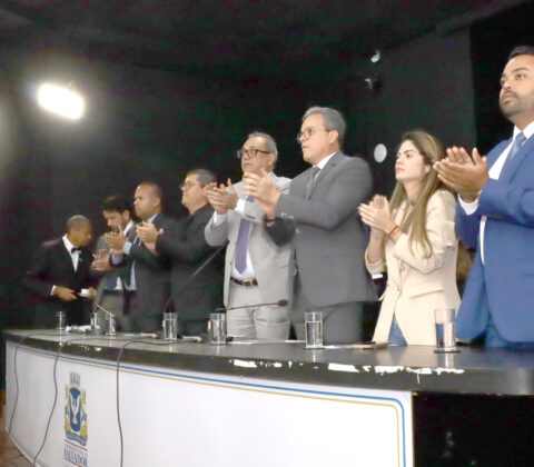 Imagem do post Câmara faz moção de aplausos para Assistência Militar após invasão