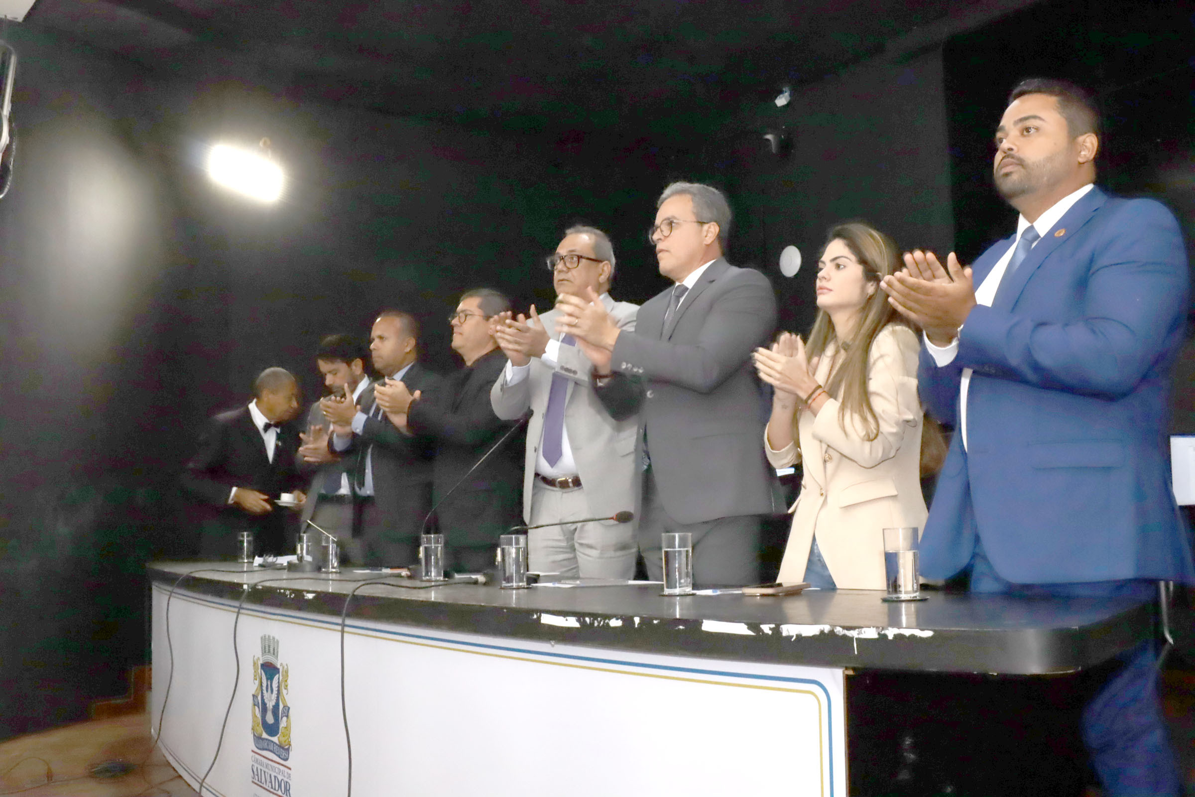 Câmara faz moção de aplausos para Assistência Militar após invasão