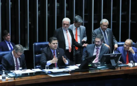 Imagem do post Senado aprova PEC que inclui guarda municipal na segurança pública