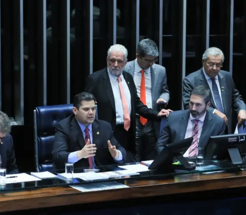 Imagem do post Senado aprova PEC que inclui guarda municipal na segurança pública