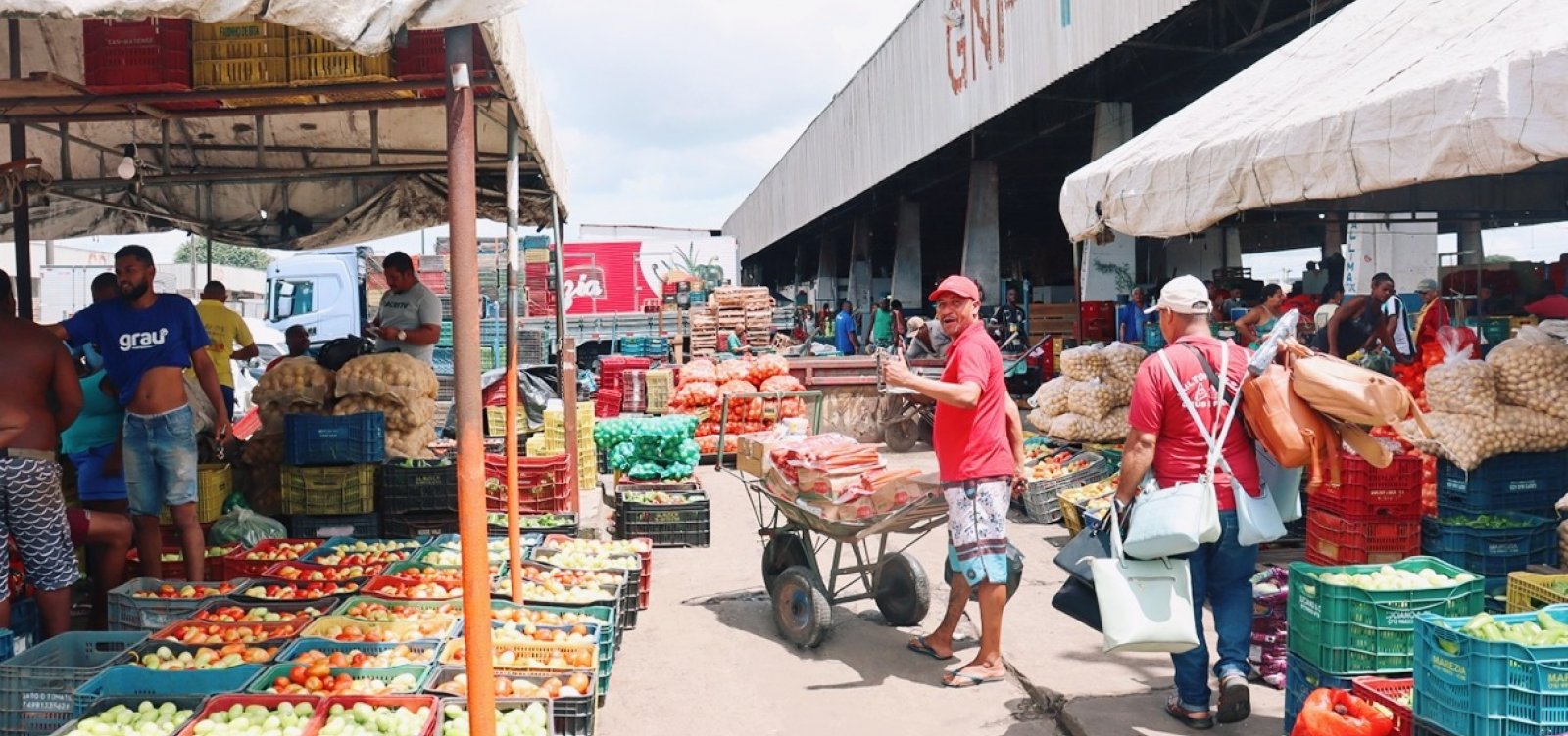 Ceasa do Ogunjá é interditada por riscos estruturais