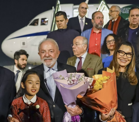 Imagem do post Lula inicia agenda na China com foco em fortalecimento de laços comerciais e políticos