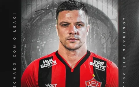 Imagem do post Renato Kayzer perto de estrear pelo Vitória após recuperação de lesão e pode reforçar o time na Copa Sul-Americana