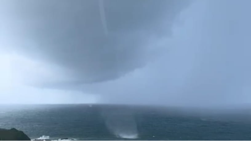 Em meio às fortes chuvas, Salvador registra formação de tromba d’água na Barra