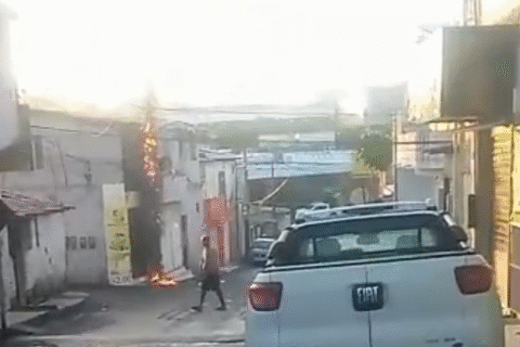 Imagem do post Incêndio em fiação de telefonia e internet causa transtorno no Cabula