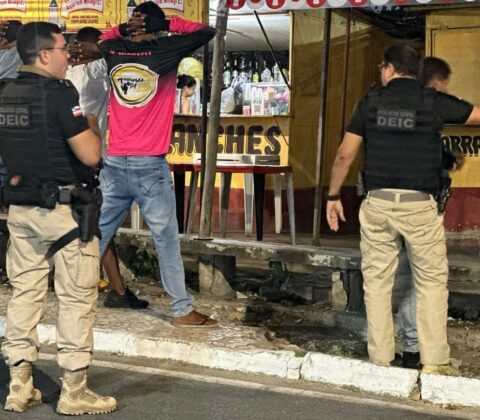 Imagem do post Polícia realiza ações contra furtos e roubos nos entornos da Micareta de Feira