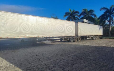 Imagem do post Polícia da Bahia recupera carretas com 52 toneladas de leite roubadas