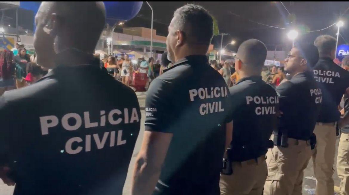 Motorista por app se recusa a devolver celular de passageiro; Polícia vê furto e devolve aparelho