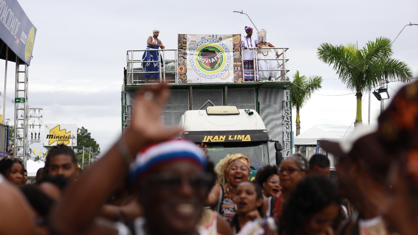Blocos afros desfilam na Micareta de Feira com apoio do Ouro Negro