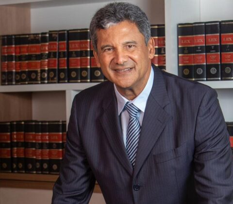 Imagem do post Podcast Entre Vias estreia com Vivaldo Amaral e debate temas além do trânsito