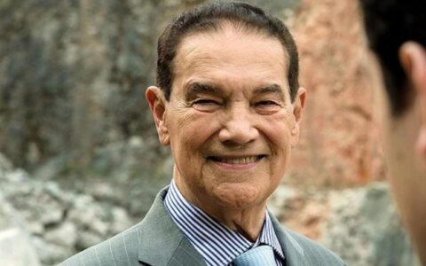 Imagem do post Carlos Muniz lamenta falecimento de Divaldo Franco, líder espírita e idealizador do Movimento Você e a Paz