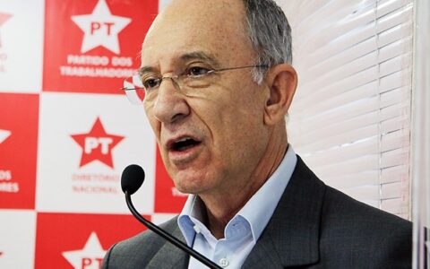 Imagem do post Candidato à presidência nacional do PT participa de plenária em Salvador neste sábado