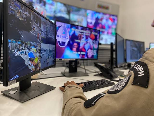 Sistema de Reconhecimento Facial ultrapassa 900 prisões em 2025 na Bahia