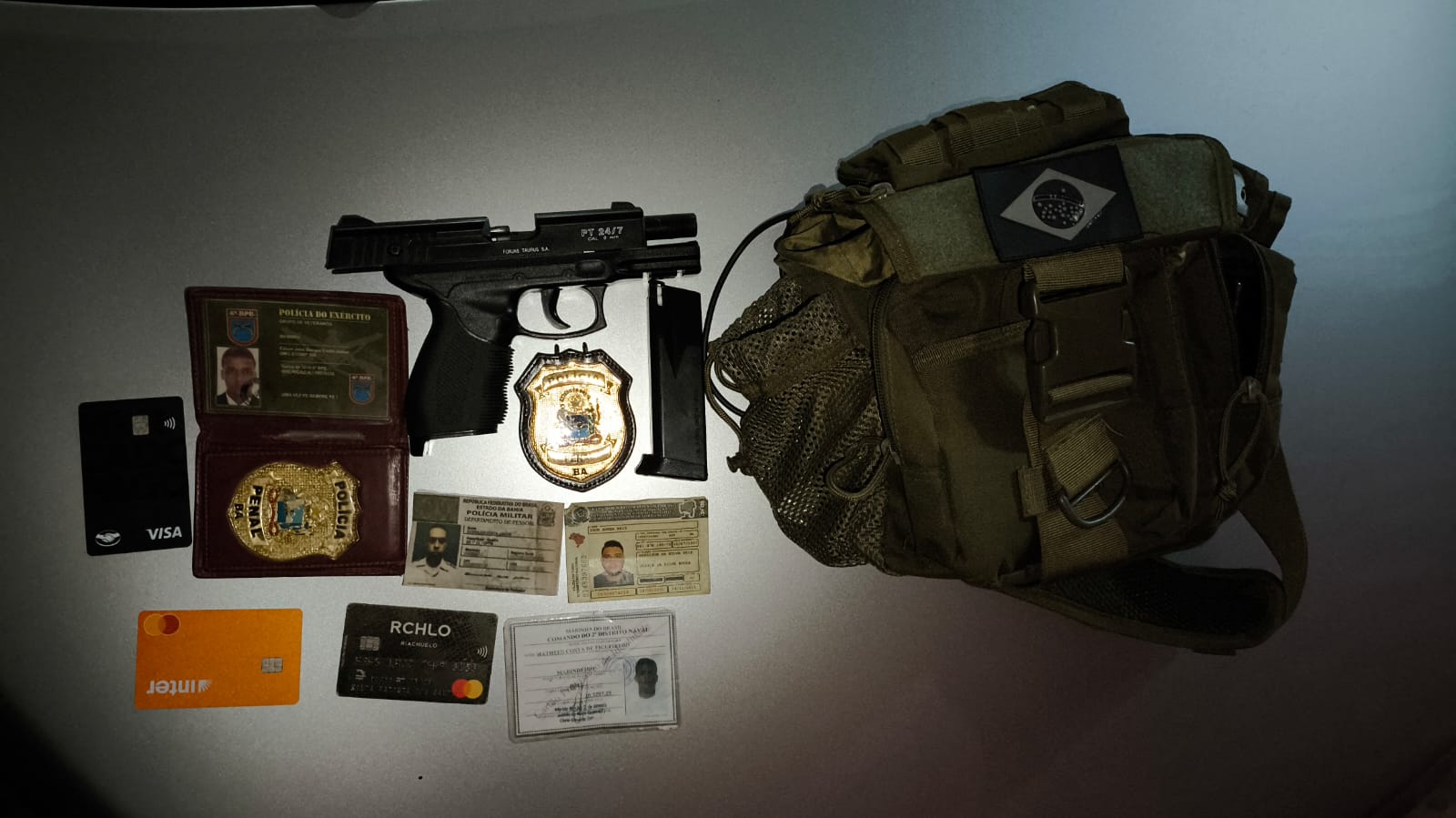 PM prende homem em flagrante que se passava por policial em Salvador