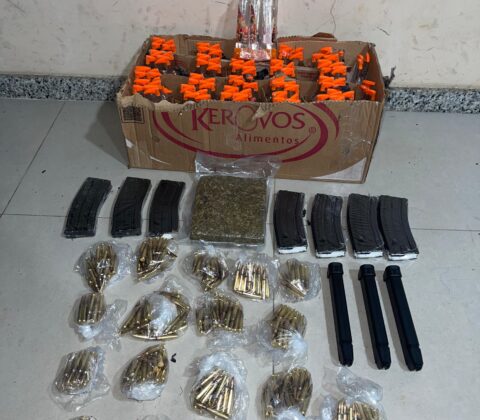 Imagem do post PM apreende munições, carregadores e drogas no interior da Bahia