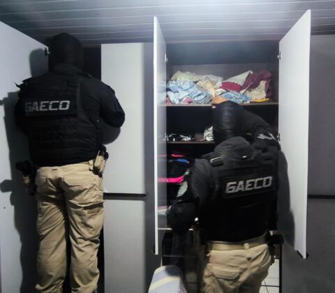 Imagem do post Eunápolis: operação busca suspeitos de atentado contra diretor de presídio