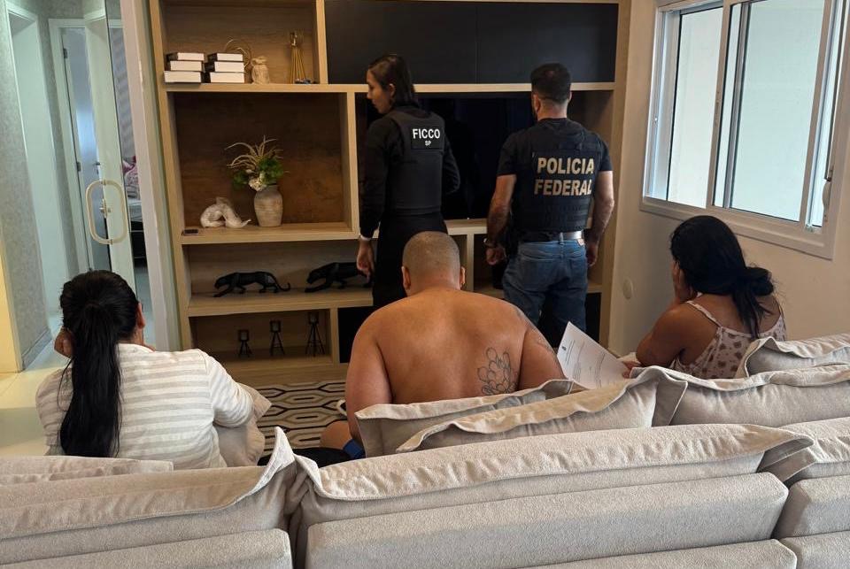 Líder da facção KLV de Camaçari é preso ao lado das duas mulheres em SP