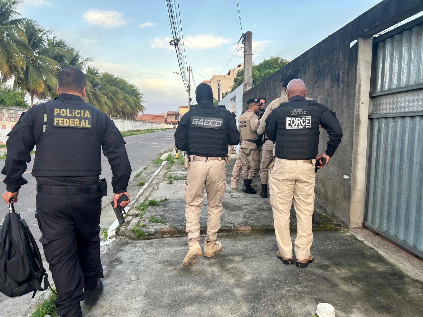 PMs destroem provas em esquema de lavagem de dinheiro, diz PF