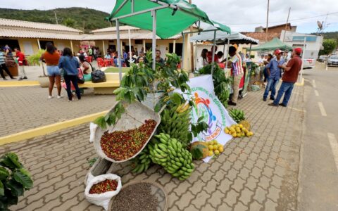 Imagem do post Jerônimo faz novas entregas no sudoeste baiano