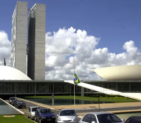 Imagem do post Decisão de Gilmar Mendes gera conflito entre STF e Congresso