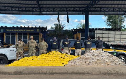 Imagem do post Polícia apreende meia tonelada de drogas e prende 37 membros de facções criminosas