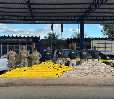 Imagem do post Polícia apreende meia tonelada de drogas e prende 37 membros de facções criminosas