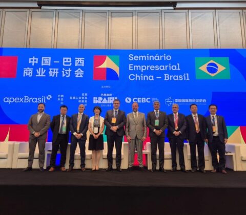 Imagem do post Jerônimo apresenta Bahia como polo de tecnologia para 400 empresas