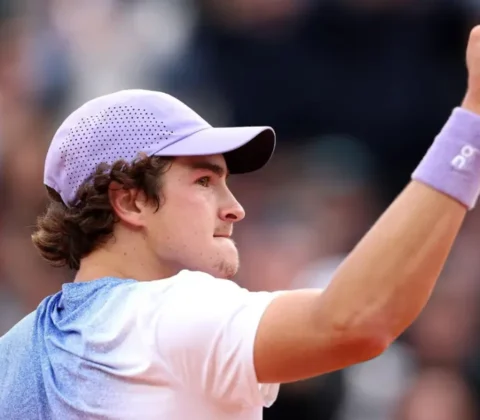 Imagem do post João Fonseca se despede de Roland Garros, mas conquista feito inédito no ranking mundial