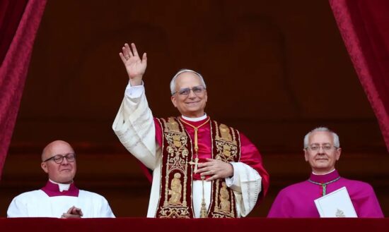 Fumaça branca: Novo papa é eleito no conclave; saiba quem é