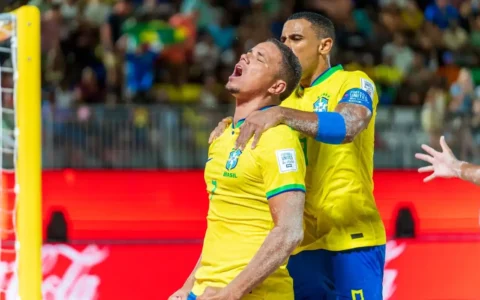Imagem do post Copa do Mundo de beach soccer: Brasil goleia Omã por 11 a 1
