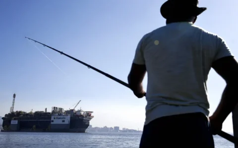 Imagem do post Especialistas alertam para risco de novas frentes de petróleo no país