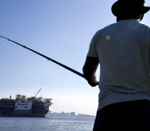 Imagem do post Especialistas alertam para risco de novas frentes de petróleo no país