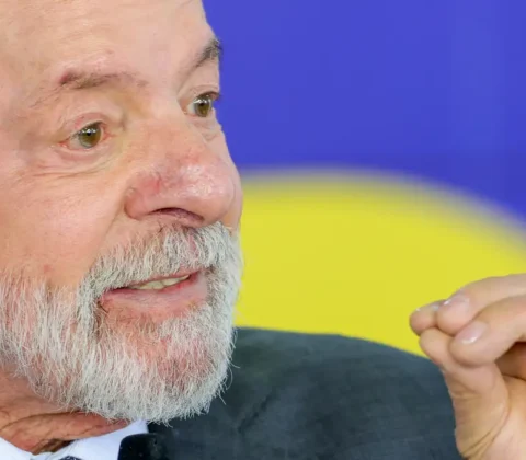 Imagem do post Brasil condena ataques dos EUA e Israel ao Irã e alerta para risco de desastre nuclear