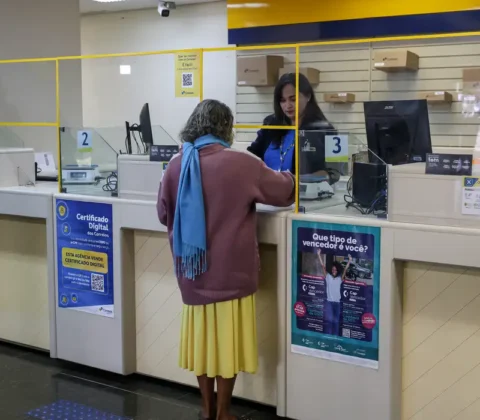 Imagem do post Mais de 488 mil aposentados já foram aos Correios contestar descontos