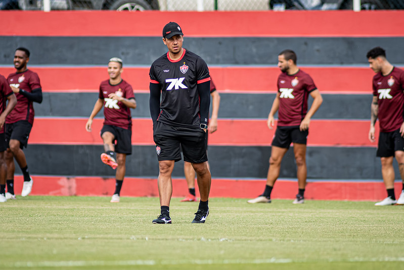 Vitória tem desfalques e retornos para enfrentar o Cruzeiro