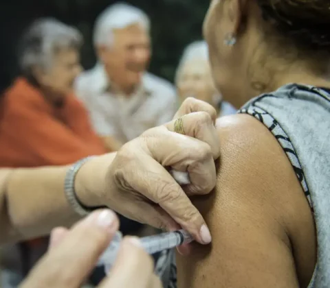 Imagem do post Idosos são os mais atingidos por infecções do vírus da gripe