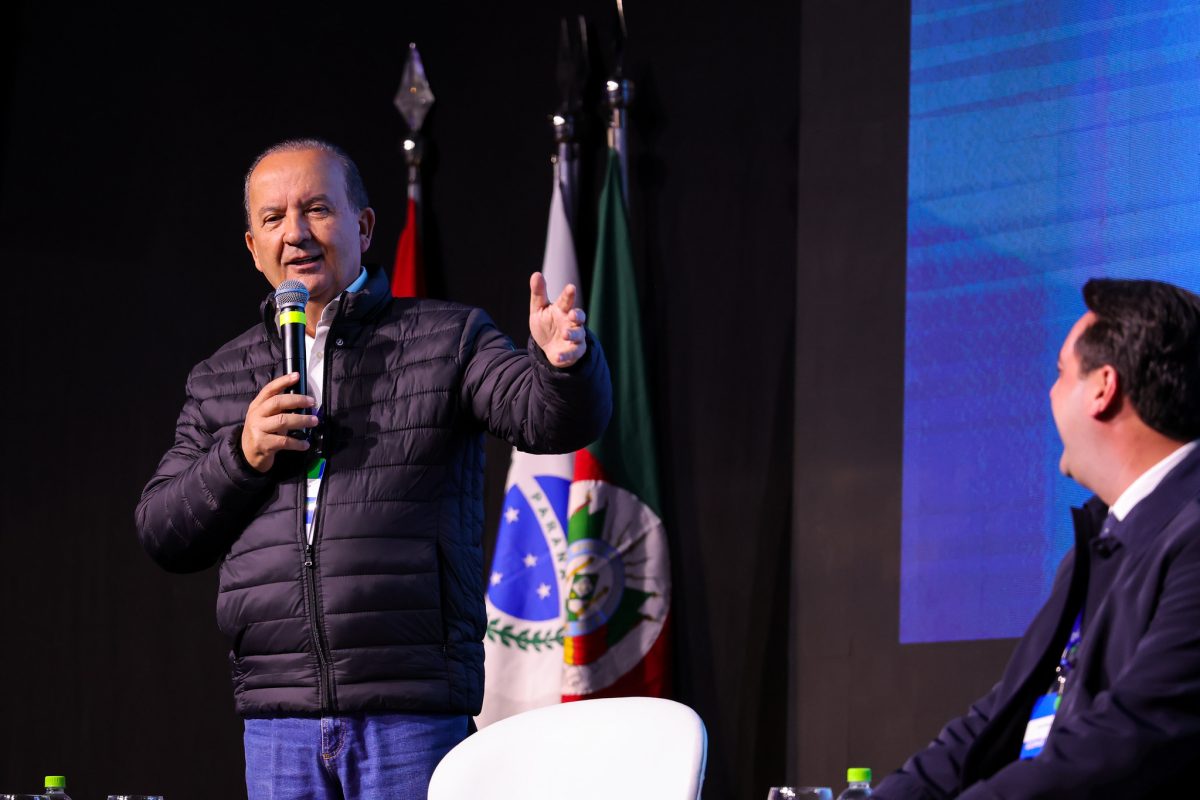 Governador polemiza ao sugerir separatismo do Brasil; assista