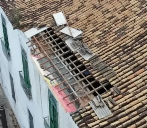 Imagem do post Escola Técnica São Joaquim funciona em prédio condenado pela Defesa Civil em Salvador