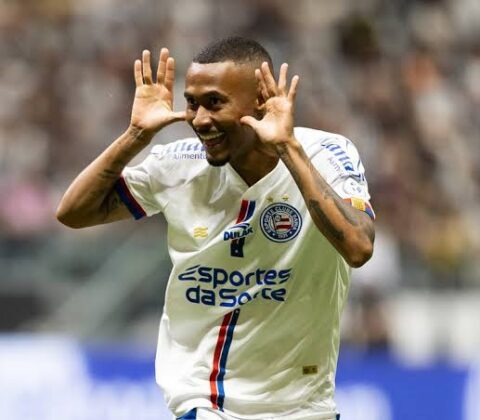 Imagem do post Bahia anuncia renovação de contrato do atacante Ademir