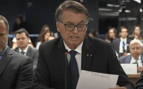 Imagem do post Bolsonaro pede desculpas a Moraes e admite não ter provas de acusações