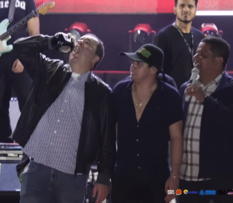 Imagem do post Deputado baiano e prefeito viram litro de uísque em show de São João
