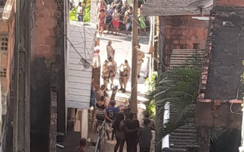 Imagem do post Irmãos são mortos na porta de casa a mando do BDM