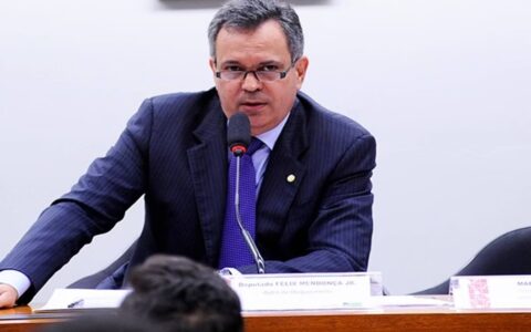 Imagem do post Após citação na Overclean, Félix Mendonça Jr. nega irregularidades e diz ter sido surpreendido