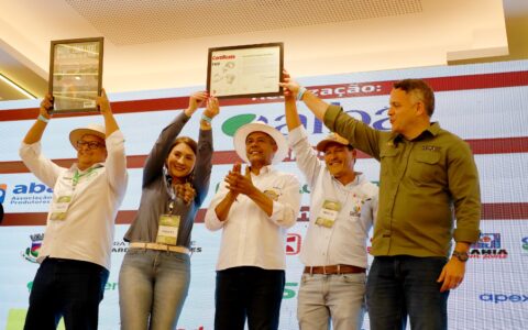 Imagem do post Jerônimo Rodrigues abre Bahia Farm Show e anuncia Bahia livre da febre aftosa