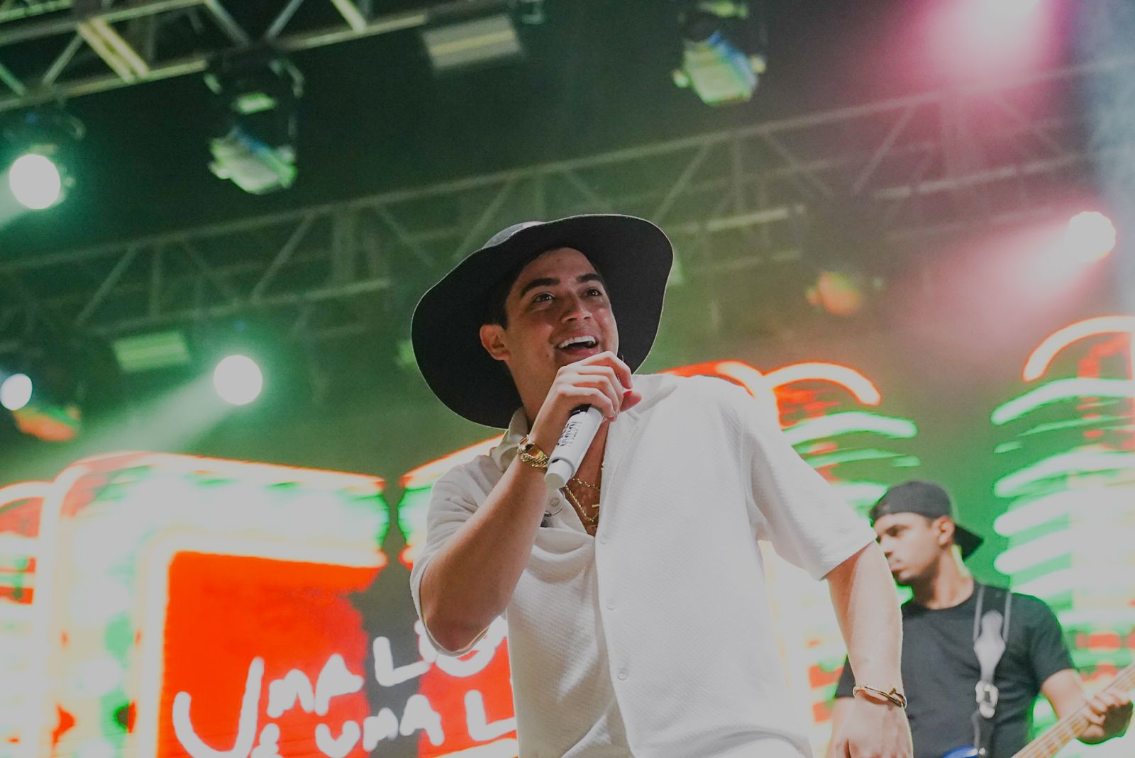 Natanzinho Lima estreia no São João da capital baiana com show em Paripe